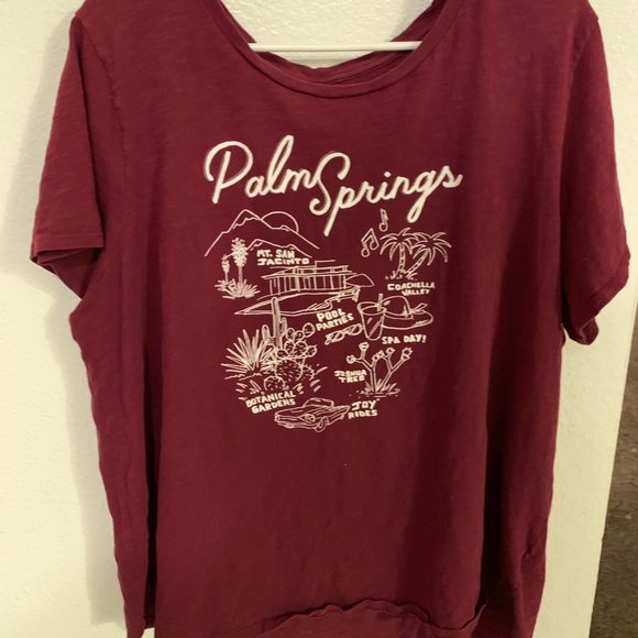 Old Navy Tops - old navy t shirt